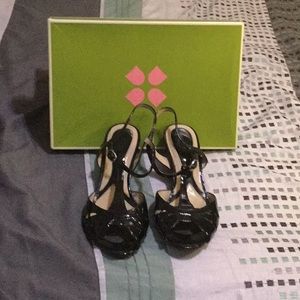 NATURALIZER
